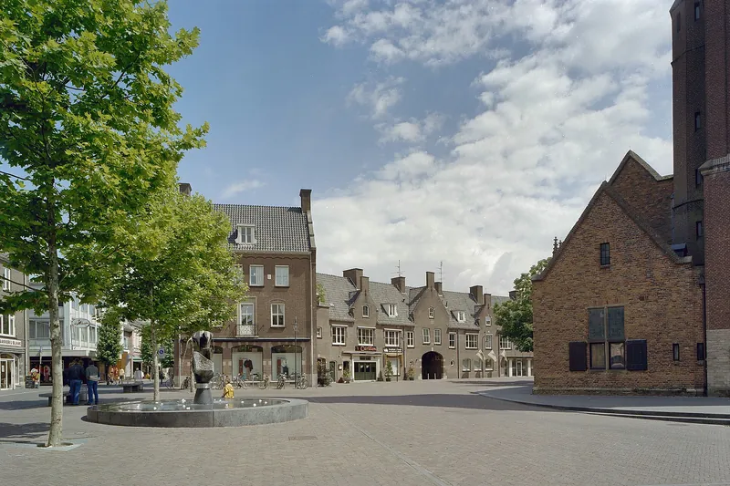 Markt met fontein in Wageningen